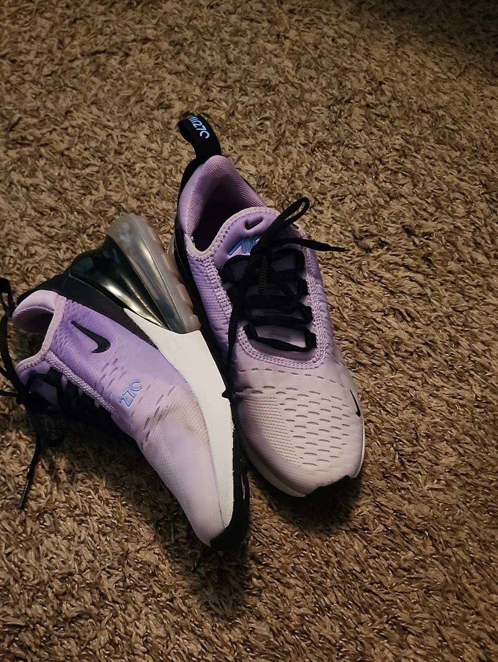 Nike Women's Lavender and Black Air Max 270 Sneakers